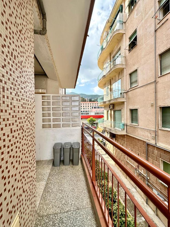 Hostdomus - Casa Corallo Alassio Exterior foto